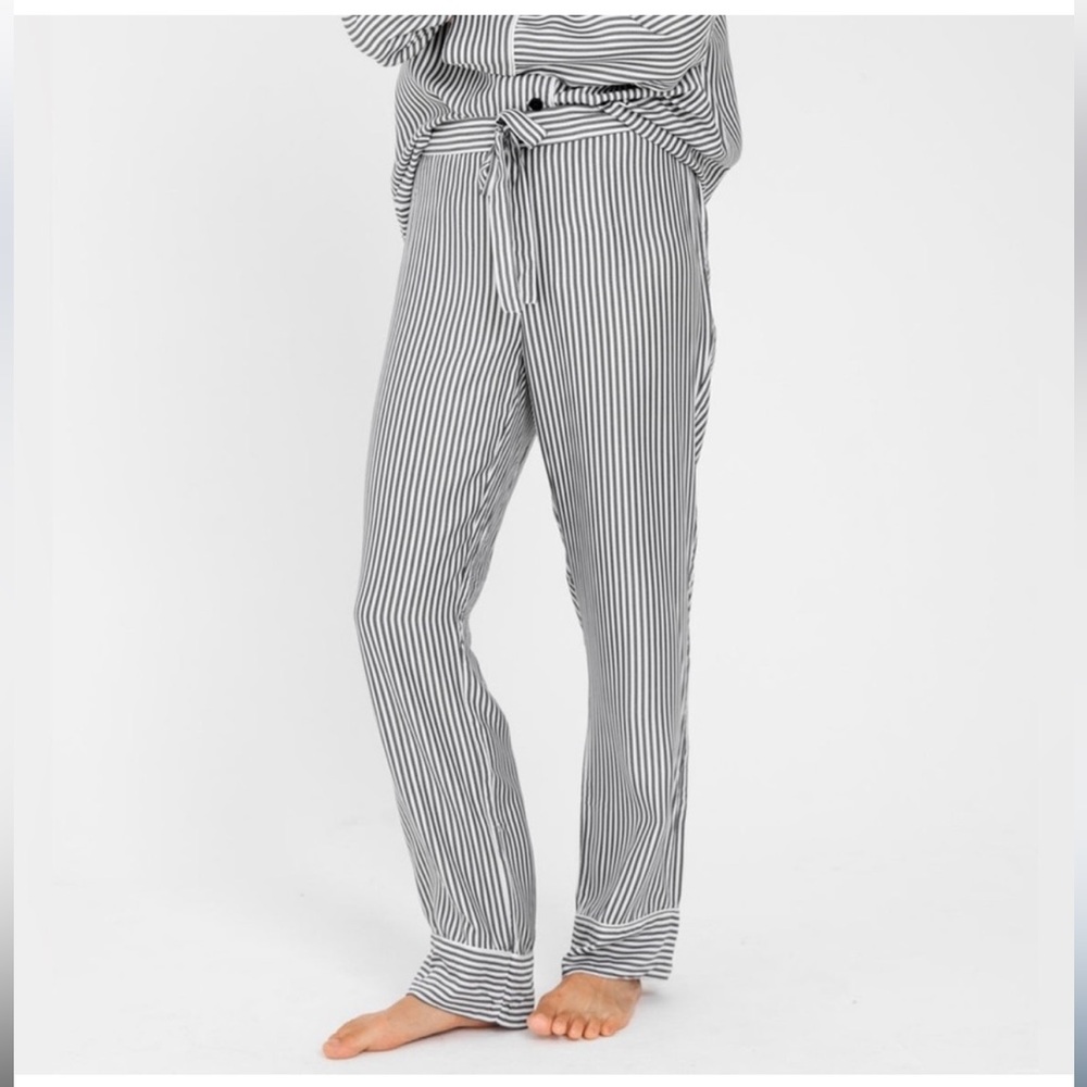 NWT Ettitude Sateen PJ Pants small